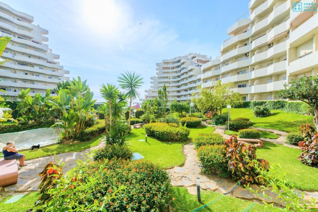Benal 905 En Primera Línea De Playa / Beachfront Benalmádena