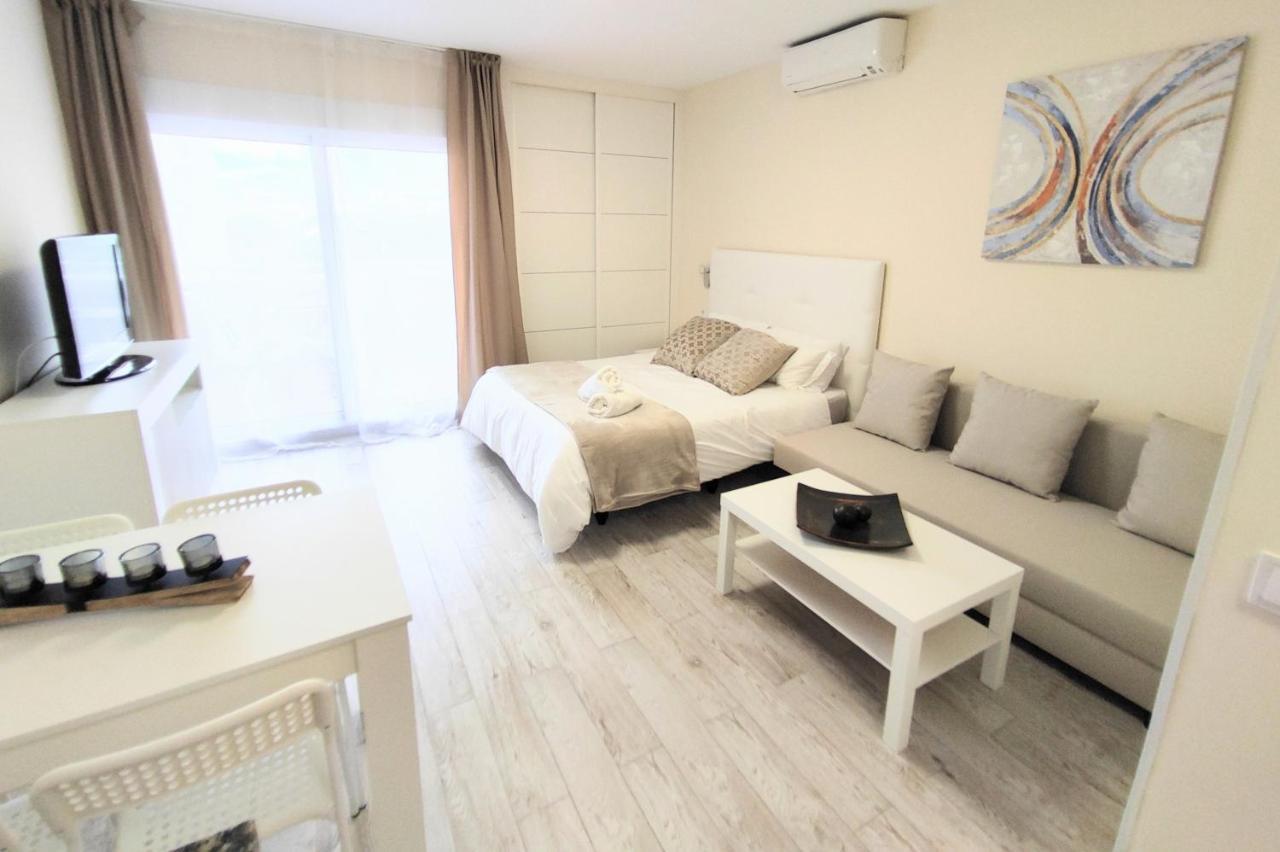 Benal 905 En Primera Línea De Playa / Beachfront Apartamento Benalmádena